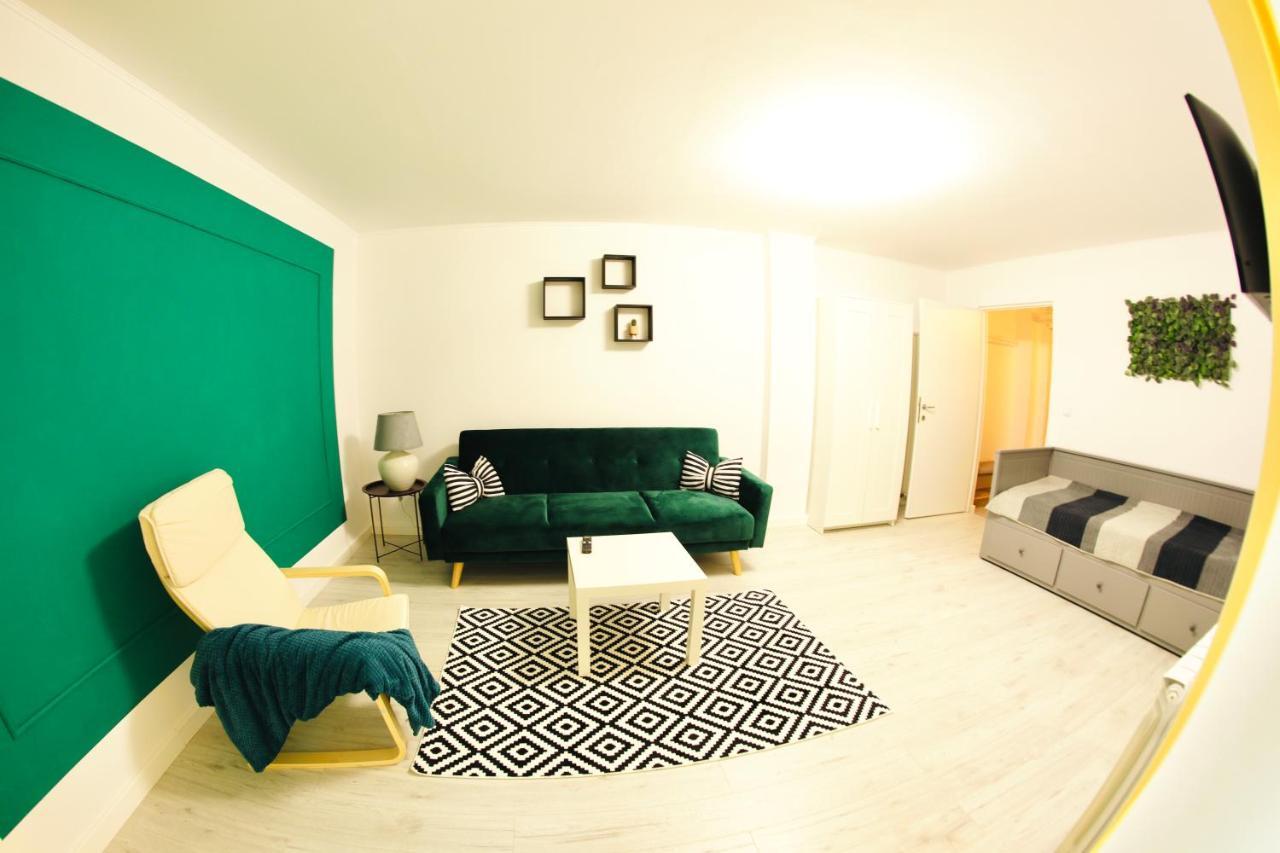 Studio F13 Topliţa Exteriör bild